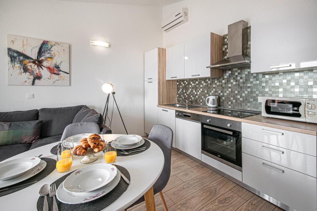 Apartments Villa Luce Makarska Dış mekan fotoğraf