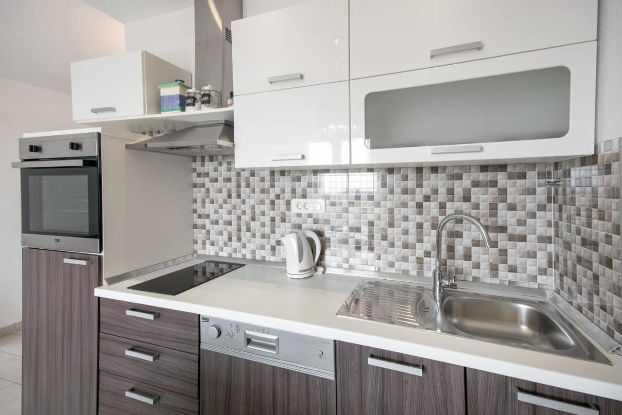 Apartments Villa Luce Makarska Dış mekan fotoğraf