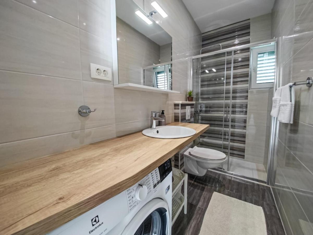 Apartments Villa Luce Makarska Dış mekan fotoğraf